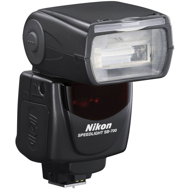 Nikon Z Portrait Kit with Z 40mm f2 Lens and SB700 Flash
